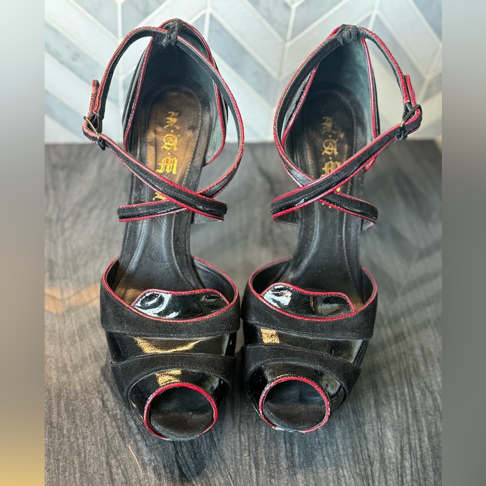 L.A.M.B black w/red accents suede & patent leather platform strappy 4.75” heels.